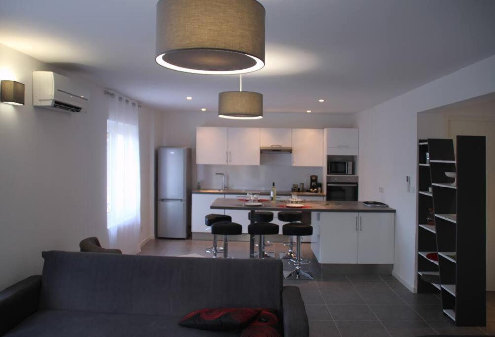 Appart Dans Maison 2 Km De La Plage Villeneuve-Loubet Eksteriør billede