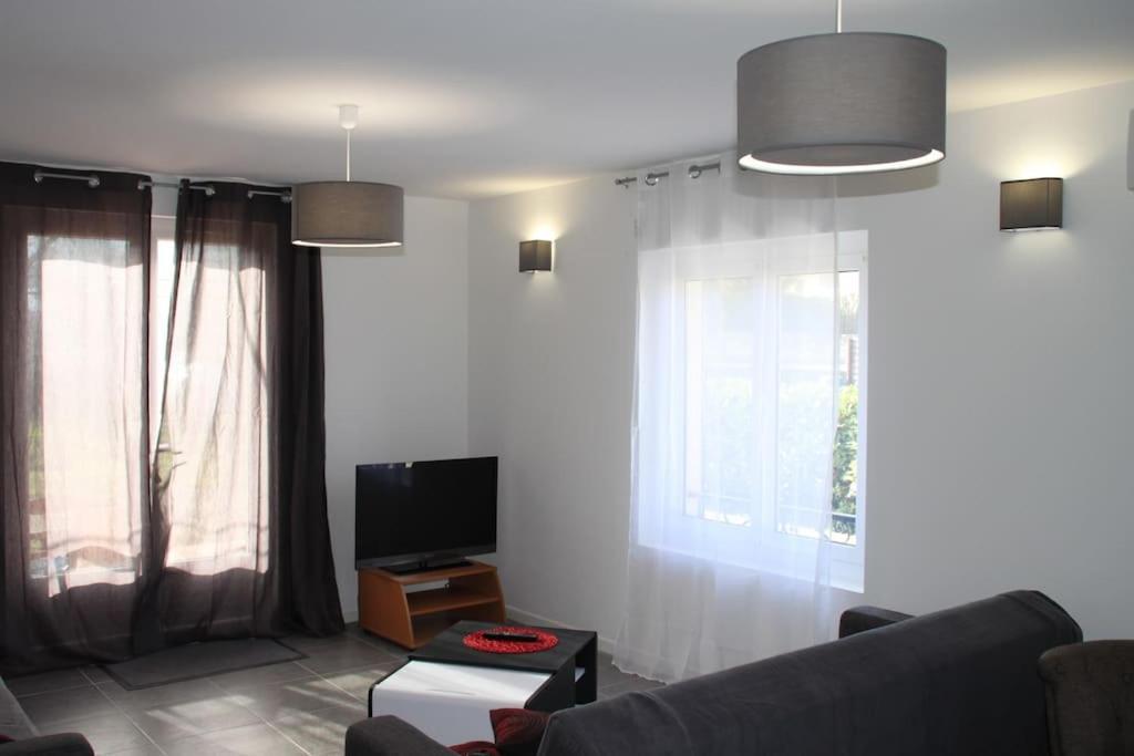 Appart Dans Maison 2 Km De La Plage Villeneuve-Loubet Eksteriør billede
